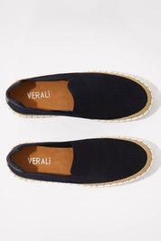 A model wearing size 36 of the Queen Stretch Flat in colour Navy (Blue), from the front, showing the whole outfit