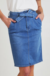 Model Olivia wearing size 10 of the Alexis Highin colourWaisted Skirt - Lightblue (Blue), from the front, cropped image