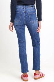 Ava High-Waisted Straight Leg Jean - Middenim