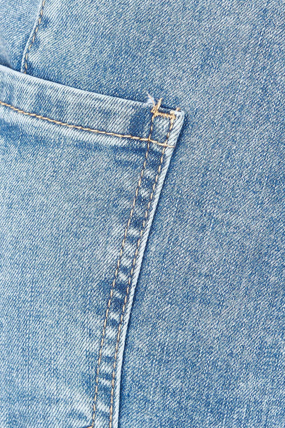 Product shot of the Candice Wide Leg Jean in colour Lightblue (Blue), detail