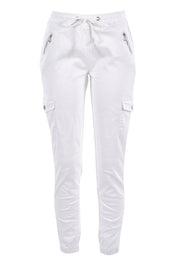 Product shot of the Harlow Cargo Jogger in colour White (White), from the front