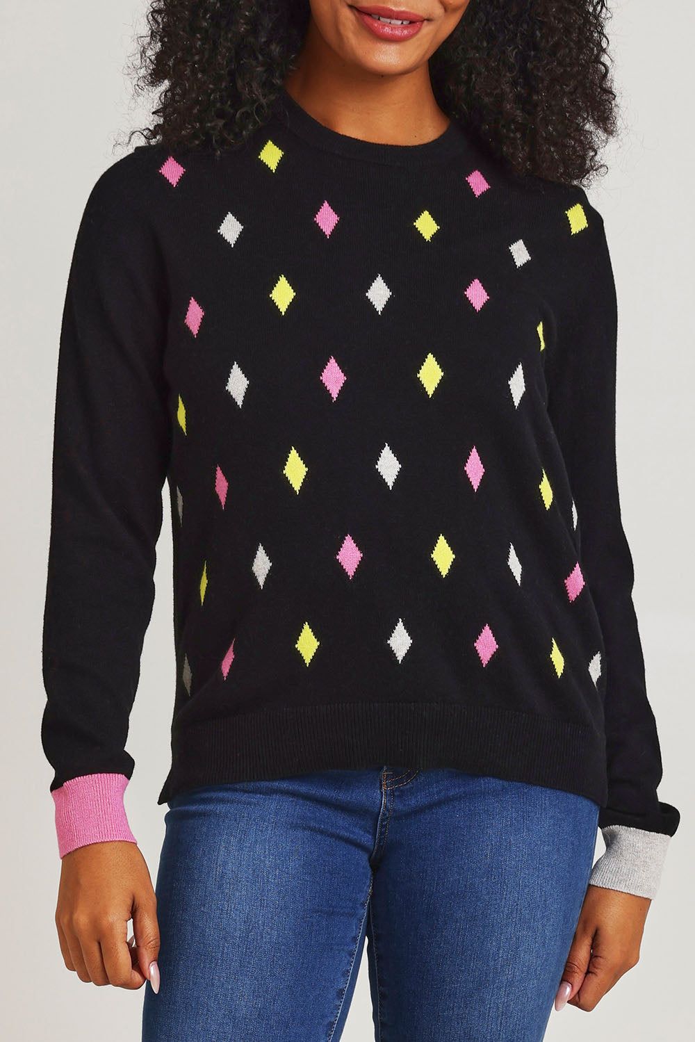 Model Ziara wearing size S of the Magestic Cotton Cashmere Crew in colour Black (Black), from the front, cropped image