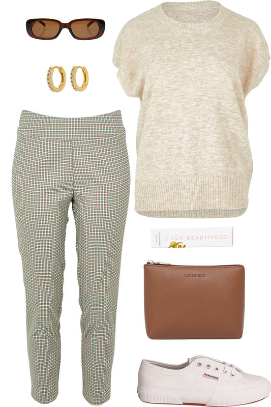 Outfit - Classic With A Twist