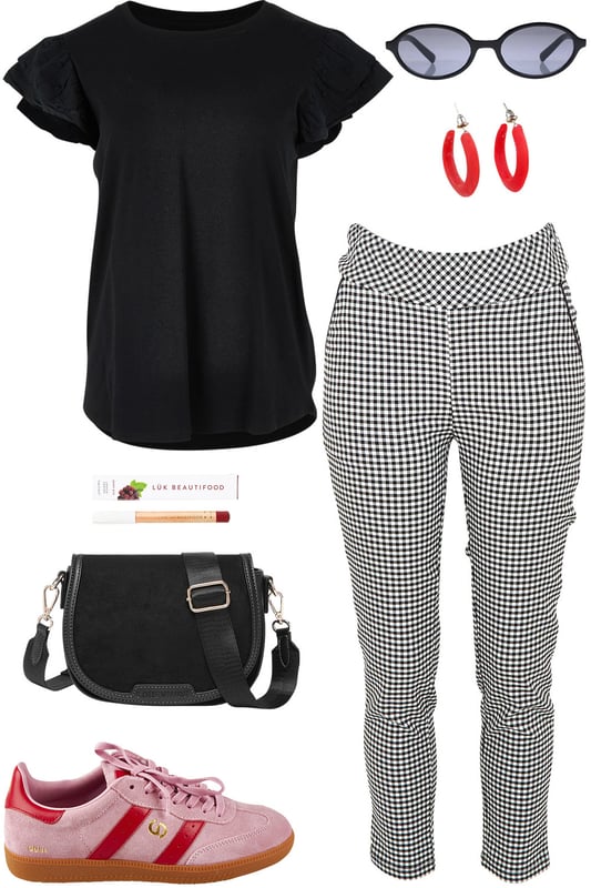 Outfit - Checkmate Chic