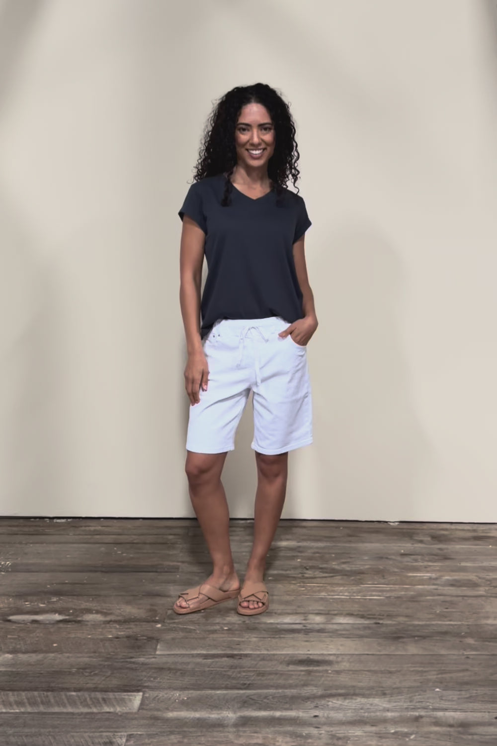Elements Manly Cotton Vee Tee - Navy
