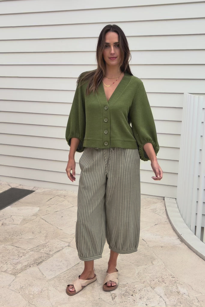 Summer Daze Striped Pull On 3/4 Pant – Sage