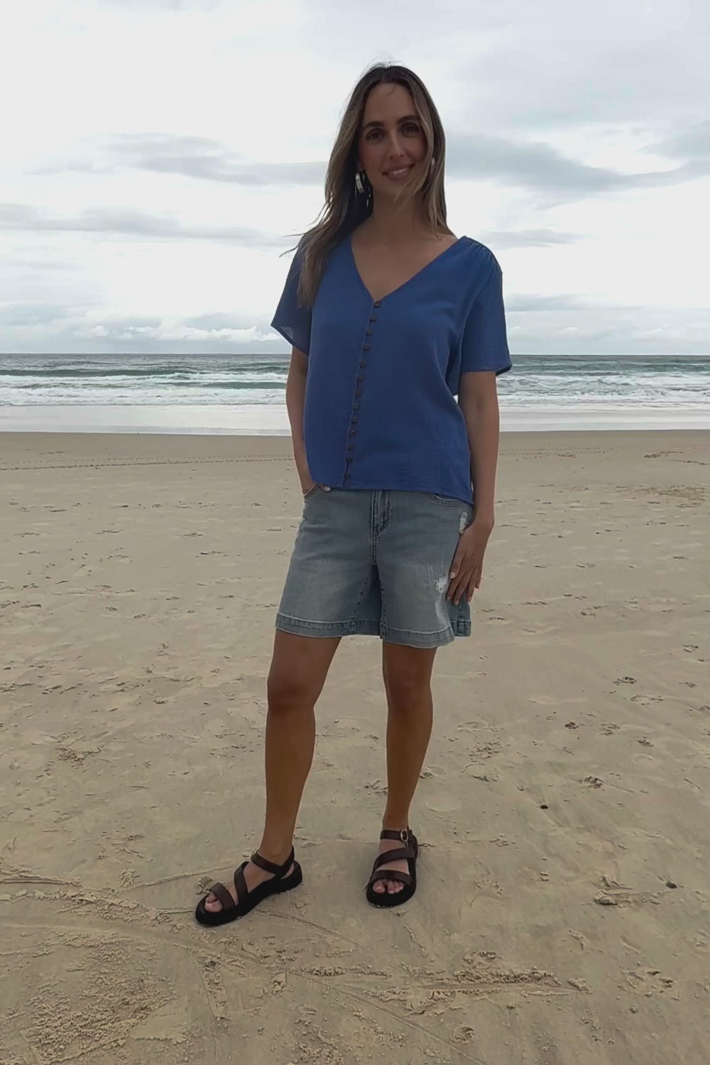 Cute As A Button Blouse - Blue