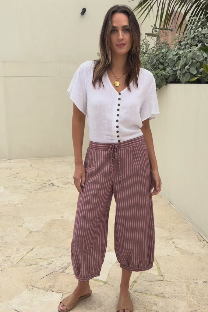 Summer Daze Striped Pull On 3/4 Pant – Plum