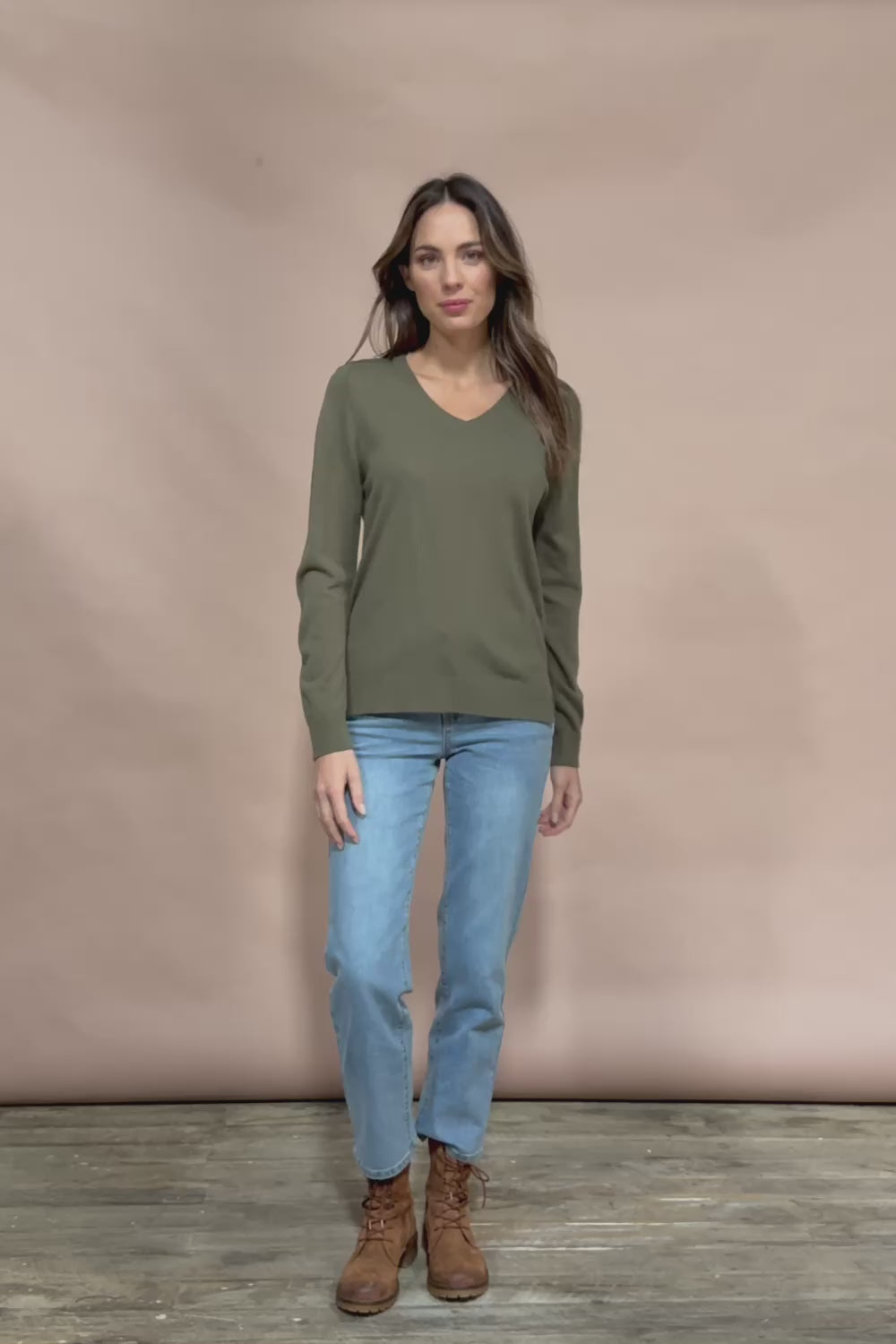 The Keepers Soft V Neck Jumper - Khaki