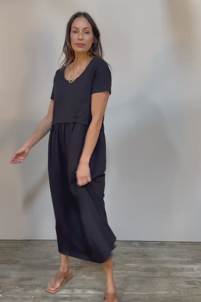 Casual Saturday Dress - Black