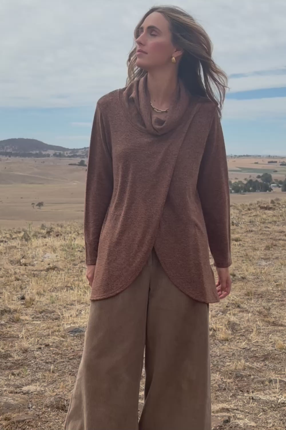 Crossing The Plains Snuggle Jumper - Chocolate