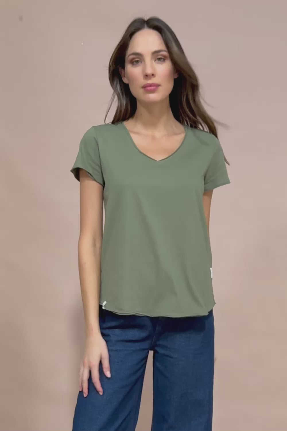 Fundamental Pima Cotton Vee Tee - Khaki