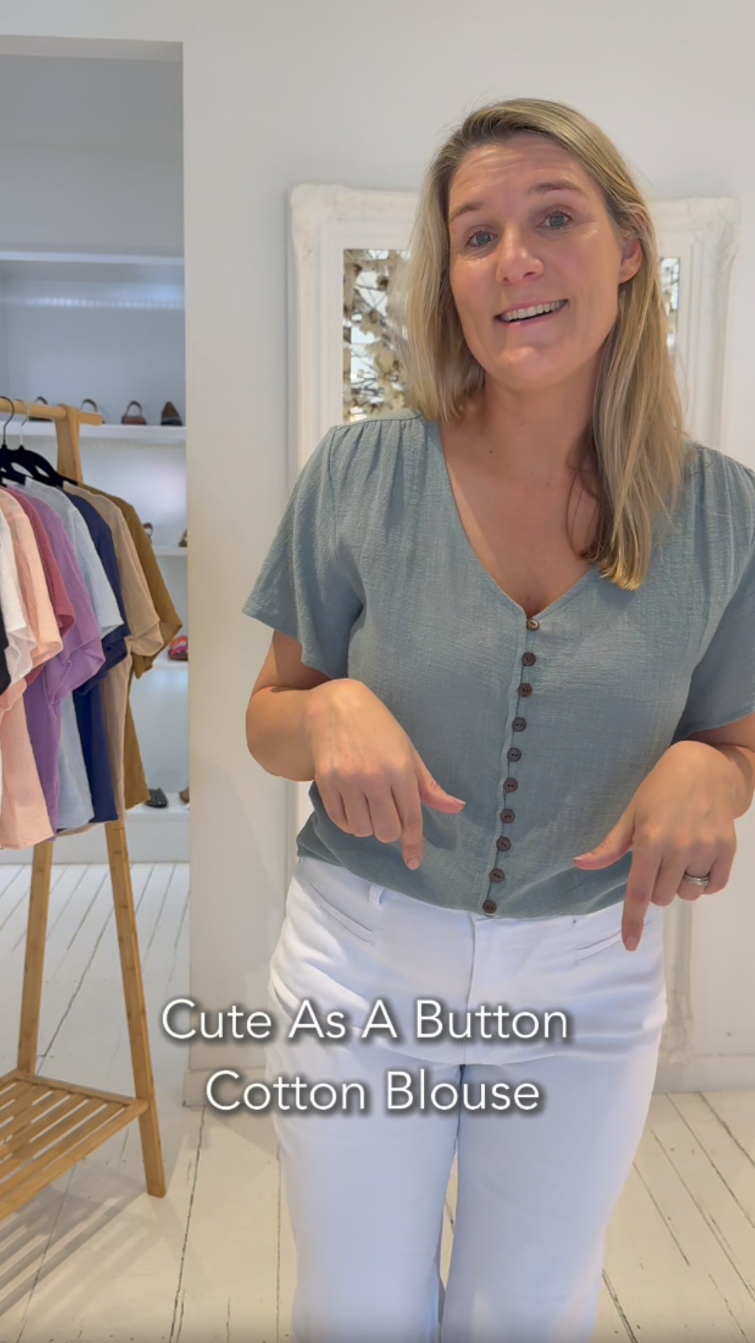 Jane Reviews The Cute As A Button Blouse