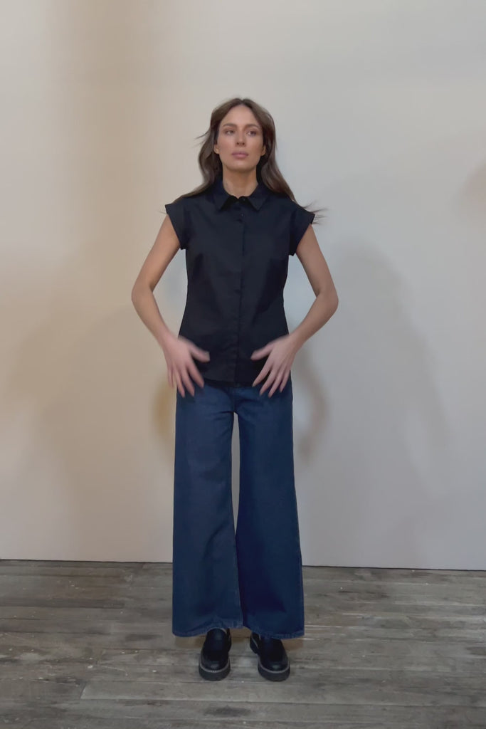The Cap Sleeve Cotton Stretch Shirt - Black
