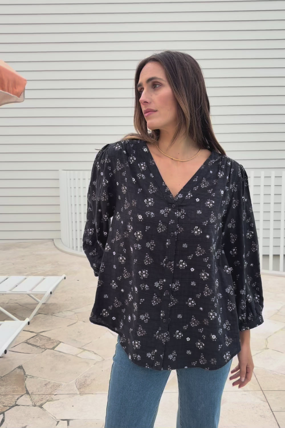 Easy On Me Blouse – Navyfleur