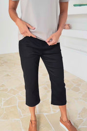 The Pull On Cotton Cropped Pant With Pockets - Black
