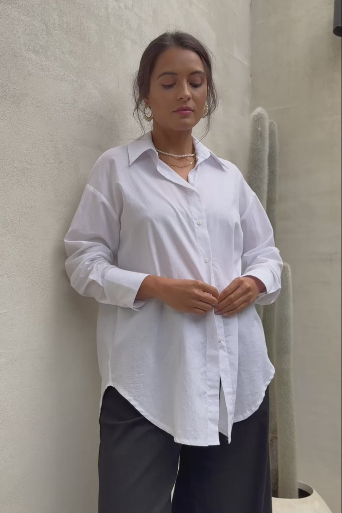 Relaxed Elegance Boyfriend Shirt - White