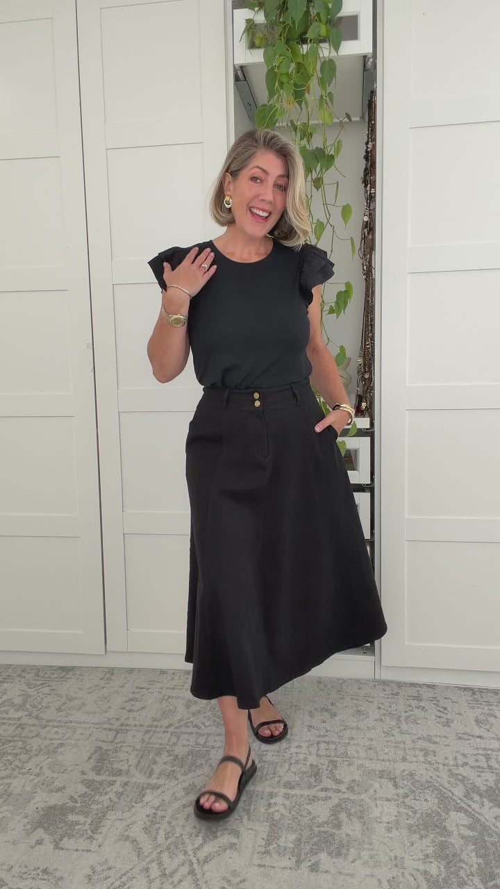 Ruffle Sleeve Top Spotlight With Nat Angel