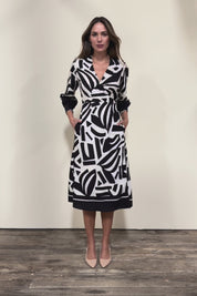 The Printed Wrap Dress - Blackabstract